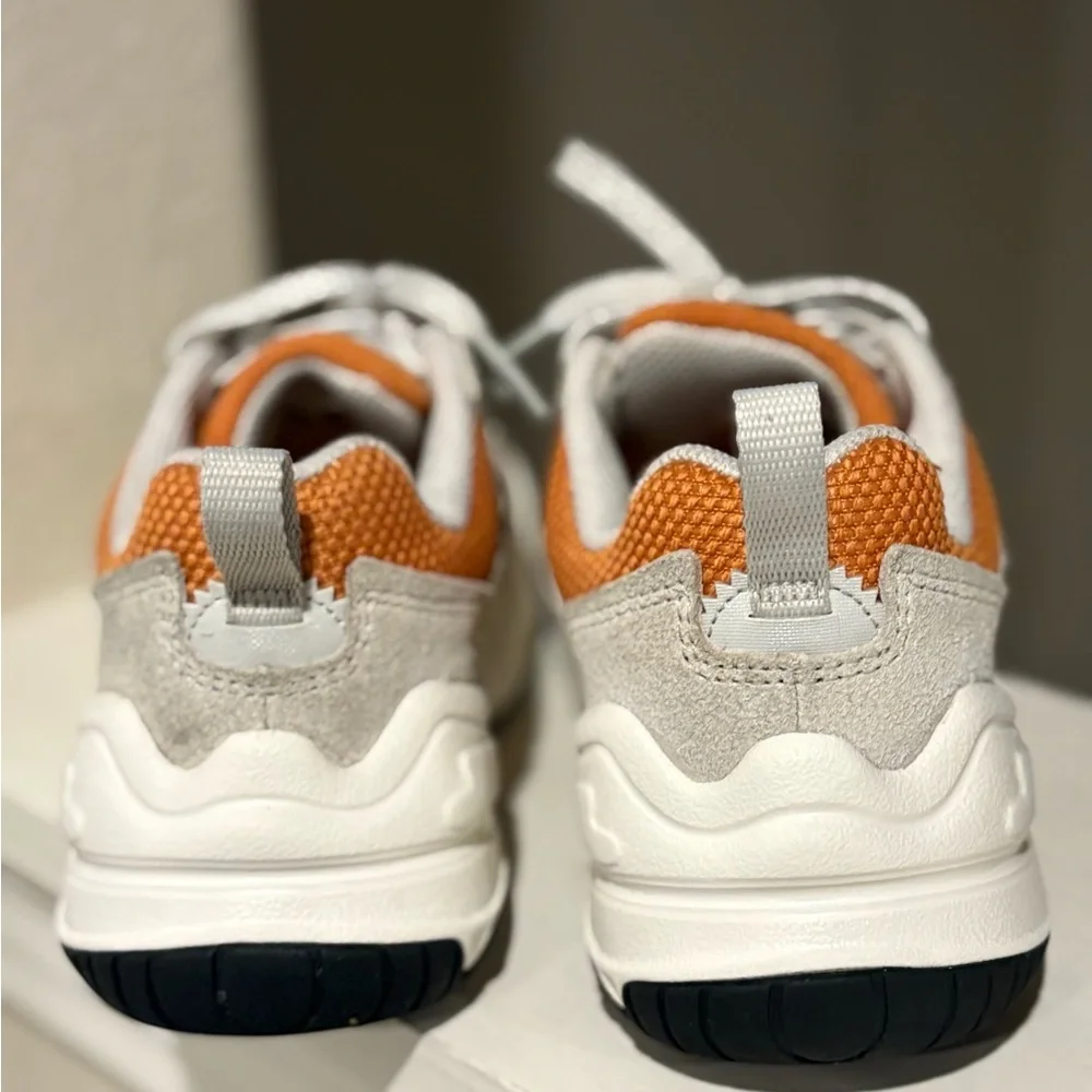 Nike Tech Hera Monarch Light Bone W Shoes Womens Size 5 DR9761-800